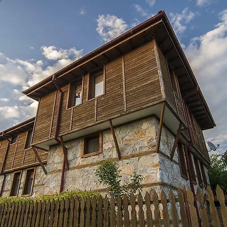 Feriehus Gramatikova House Brŭshlyan